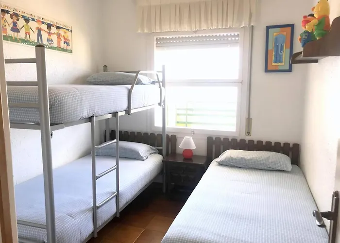 Lisboa 46 * ロザス